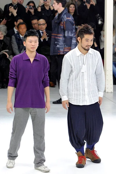 Look 37